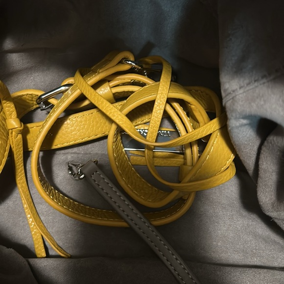 Vince Camuto, NEVER USED, Tumeric in color - Picture 11 of 14